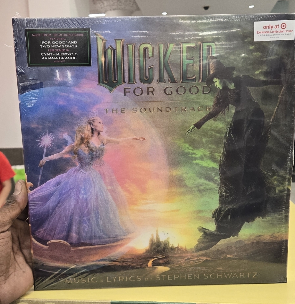 Universal Wicked Soundtrack Party Decor